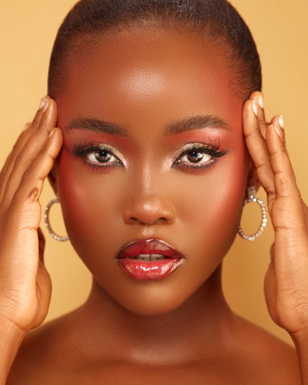 Editorial beauty look with full mink lashes